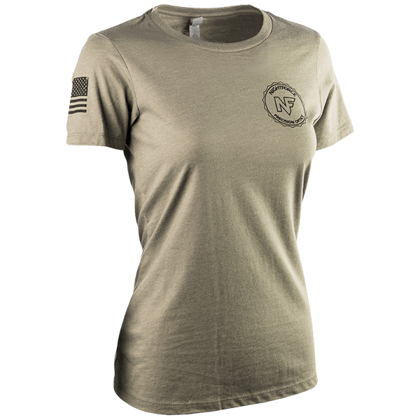 PNG - A578_Serving_the_Front_Line_Black_on_Warm_Grey_Ladies_F_Right